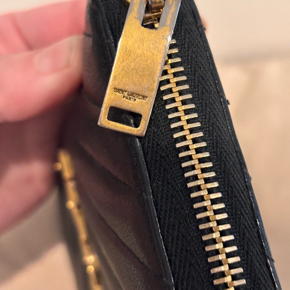 Saint Laurent YSL Chevron Quilted Black Grain de Poudre Leather Long Zip Wallet - Picture 6 of 14